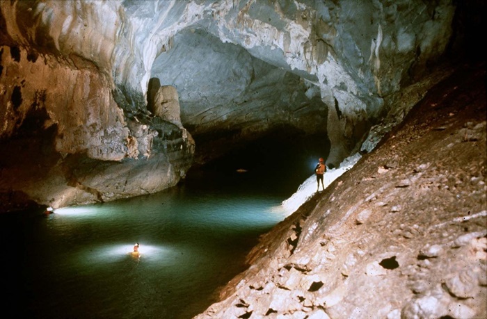 Động Tiên Phi