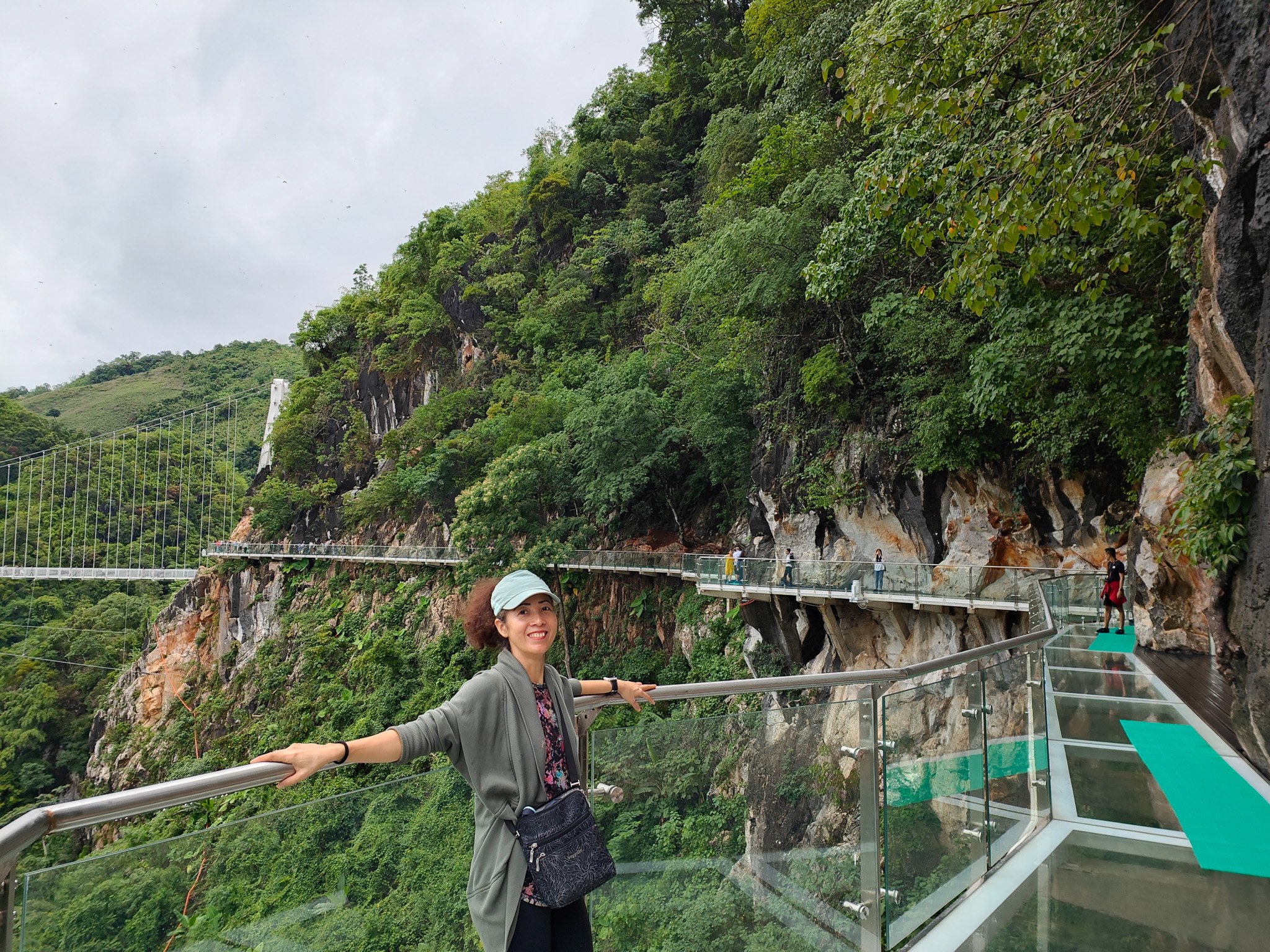 Bach Long Glass Bridge in Moc Chau, the world's longest pedestrian glass bridge