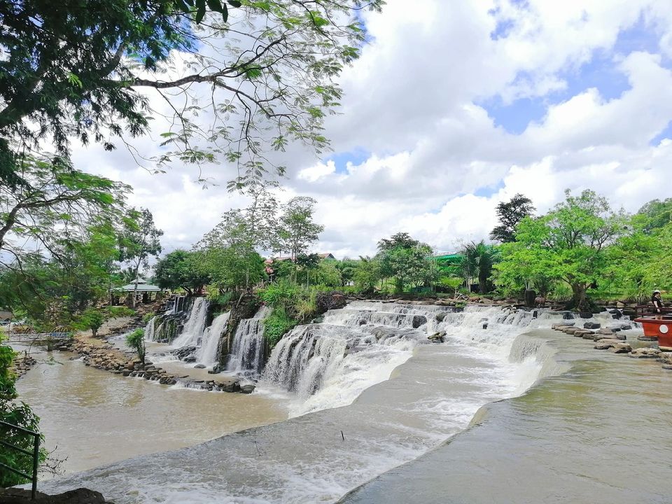 Han Stone Waterfall