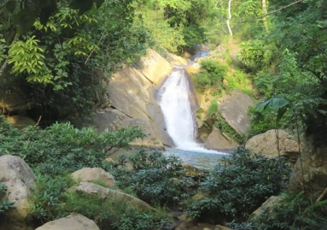 Na Khoang Waterfall