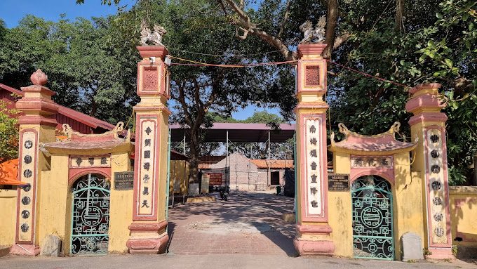 두오이 사원