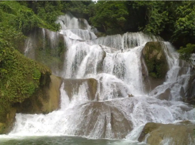 Na Khoang Waterfall