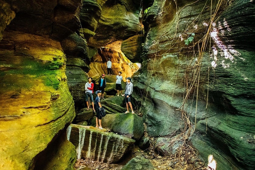 Tien An Bat Cave - Sculpture masterpiece of nature