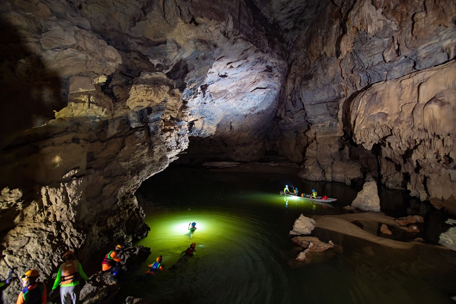 Tu Lan Cave