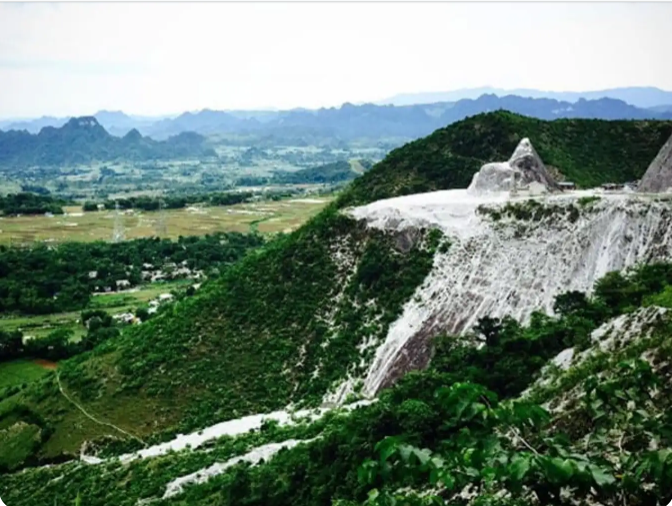 Đèo Thung Khe ( Đèo Đá Trắng)