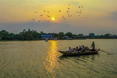 Sunrise on Co Lang Nam island