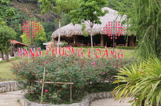 PHUONG HOANG Cave – MY CHICKEN SOURCE DESTINATION OF TRAVELERS