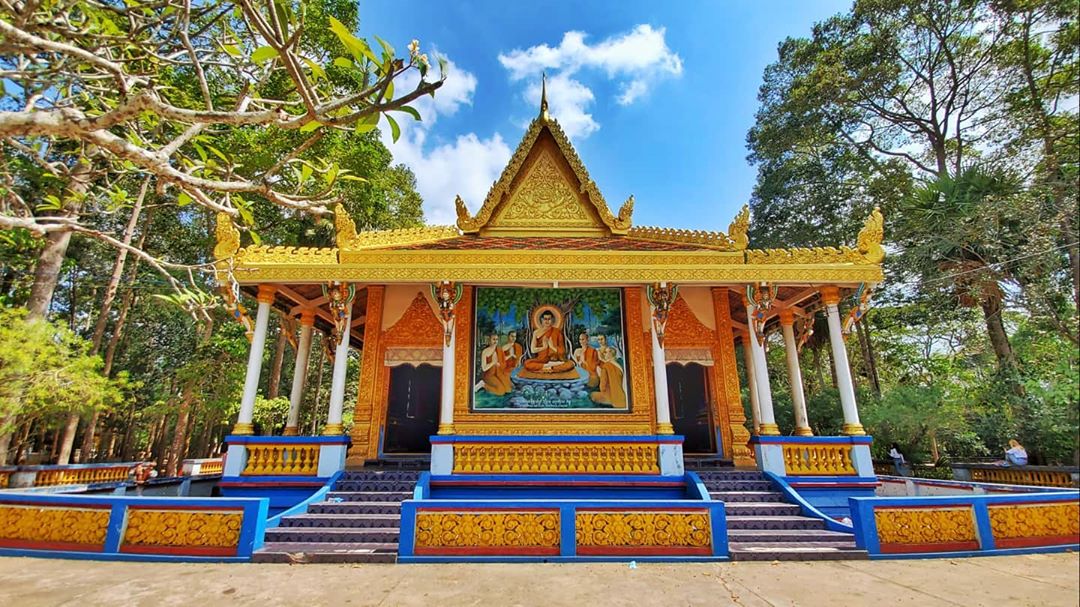 Bat Pagoda is a famous spiritual tourist attraction in Soc Trang