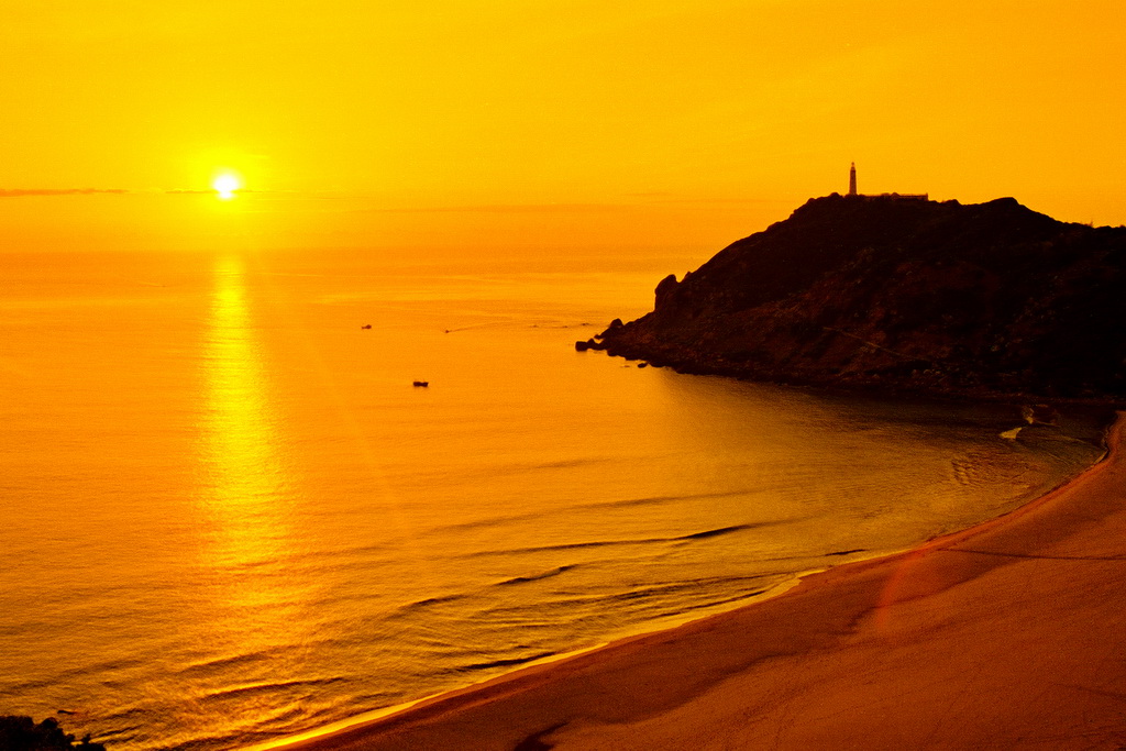 Sunset on Dai Lanh beach