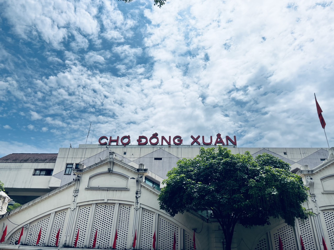 Chợ Đồng Xuân - Bản giao hưởng đa sắc của Hà Nội