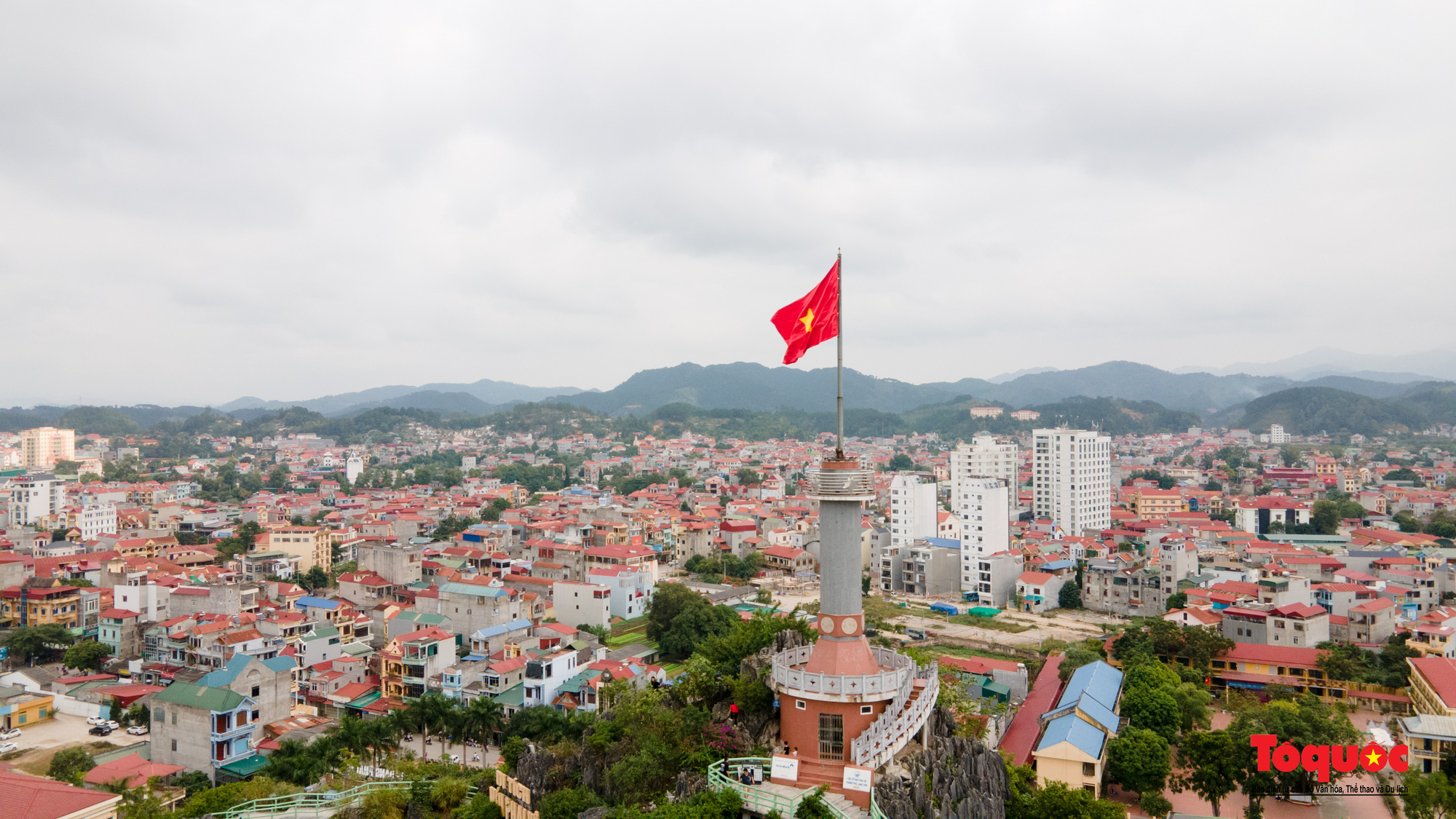 Phai Ve Flagpole seen from above