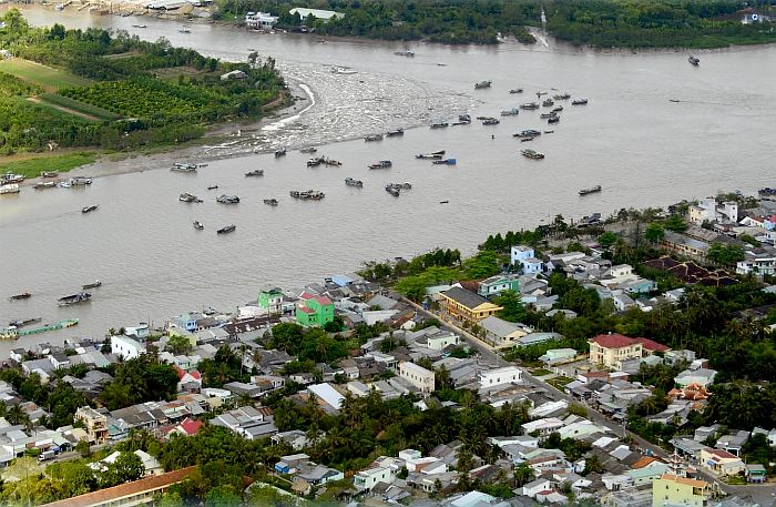 Chợ nổi Trà Ôn