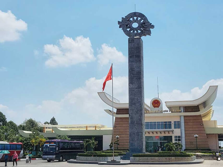 Moc Bai border gate - view from afar