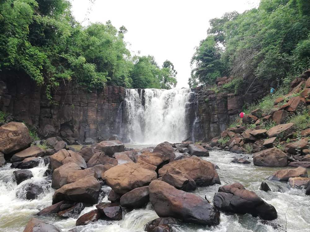 Pan Toong 瀑布探索平福的自然美景