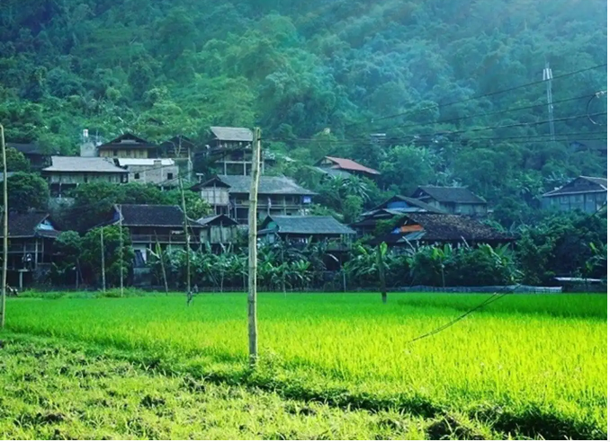 Pac Ngoi village has its back against massive mountains and forests.