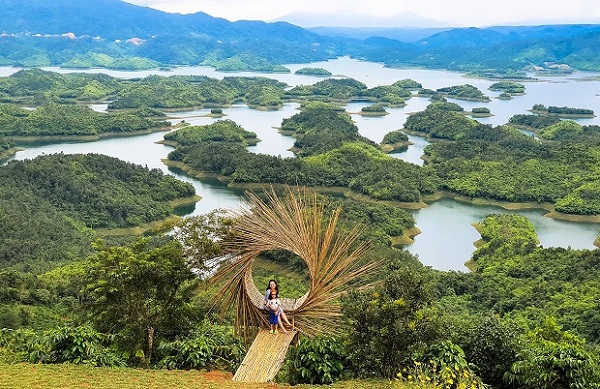 Tà Đùng - “Vịnh Hạ Long của Tây Nguyên”