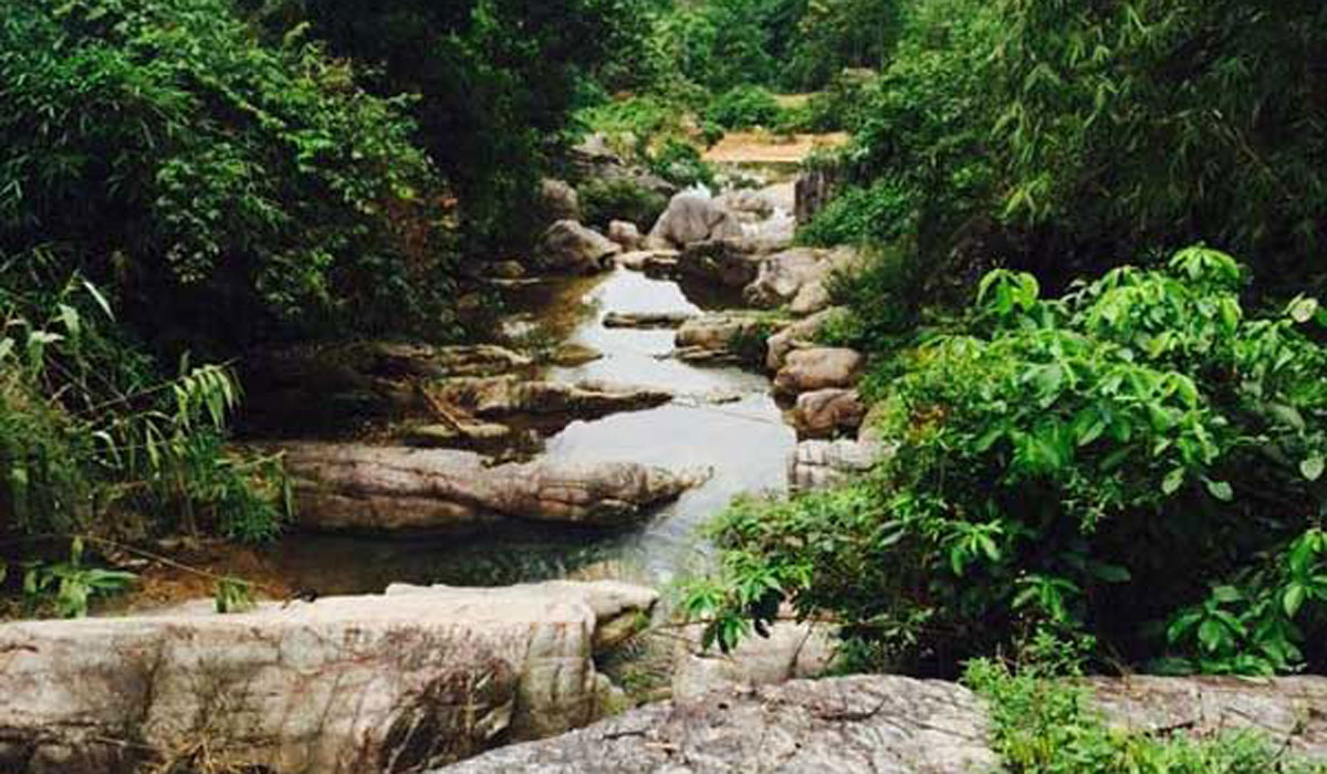 Hang Gong - Khe Nuong Strawberry Waterfall.