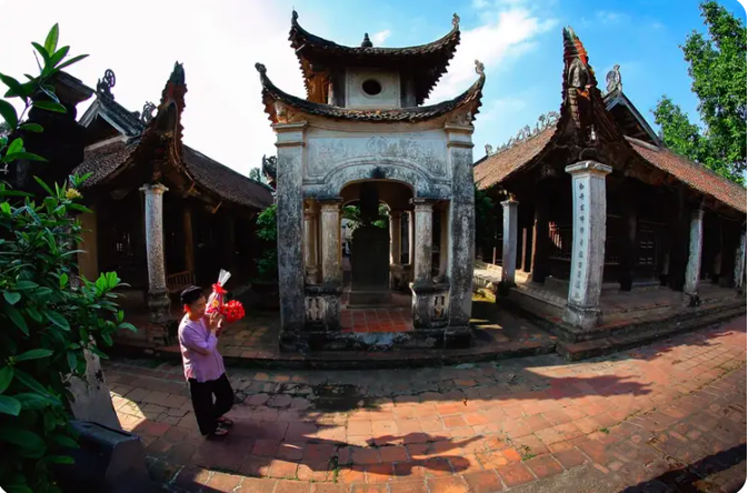 Hung Lo ancient village