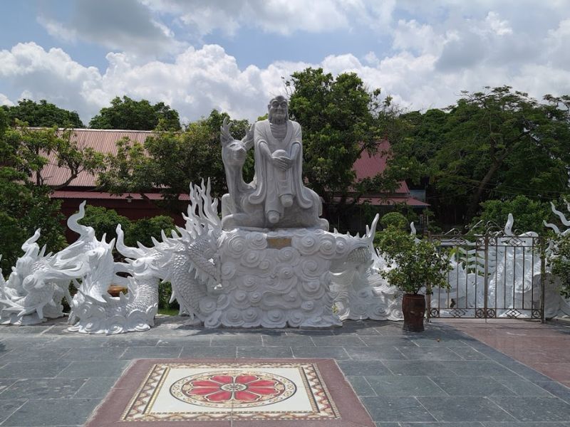 PHUC LAM PAGODA (LA MAT)