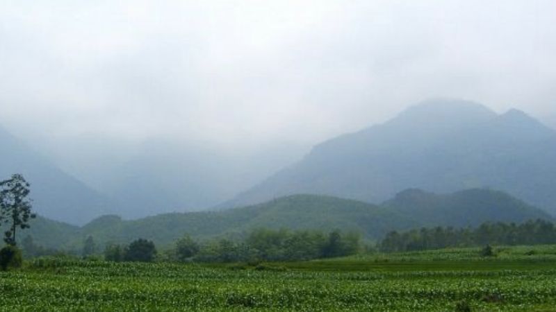 Tham Mountain (Dau Rong mountain)