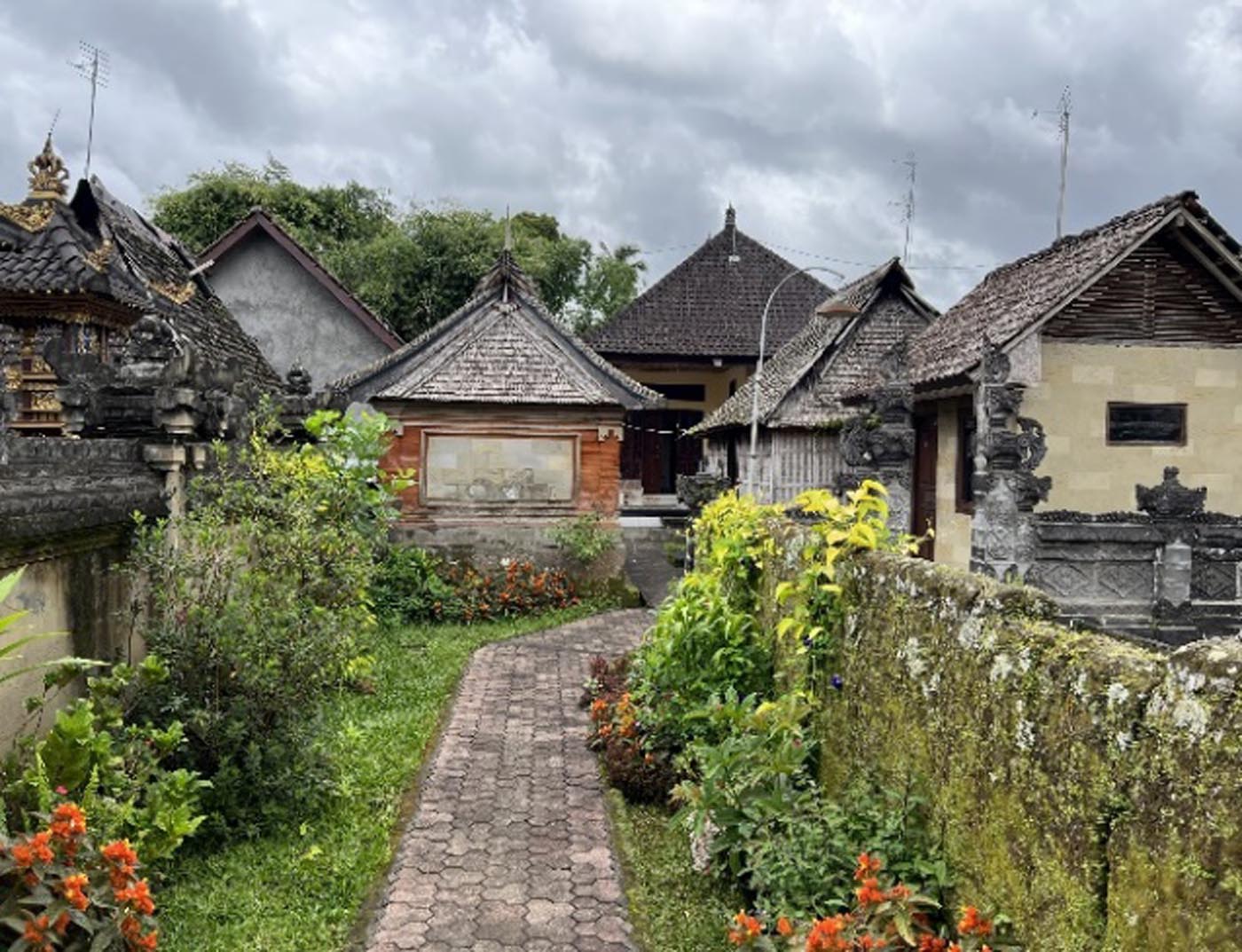 Làng đá Khuổi Ky