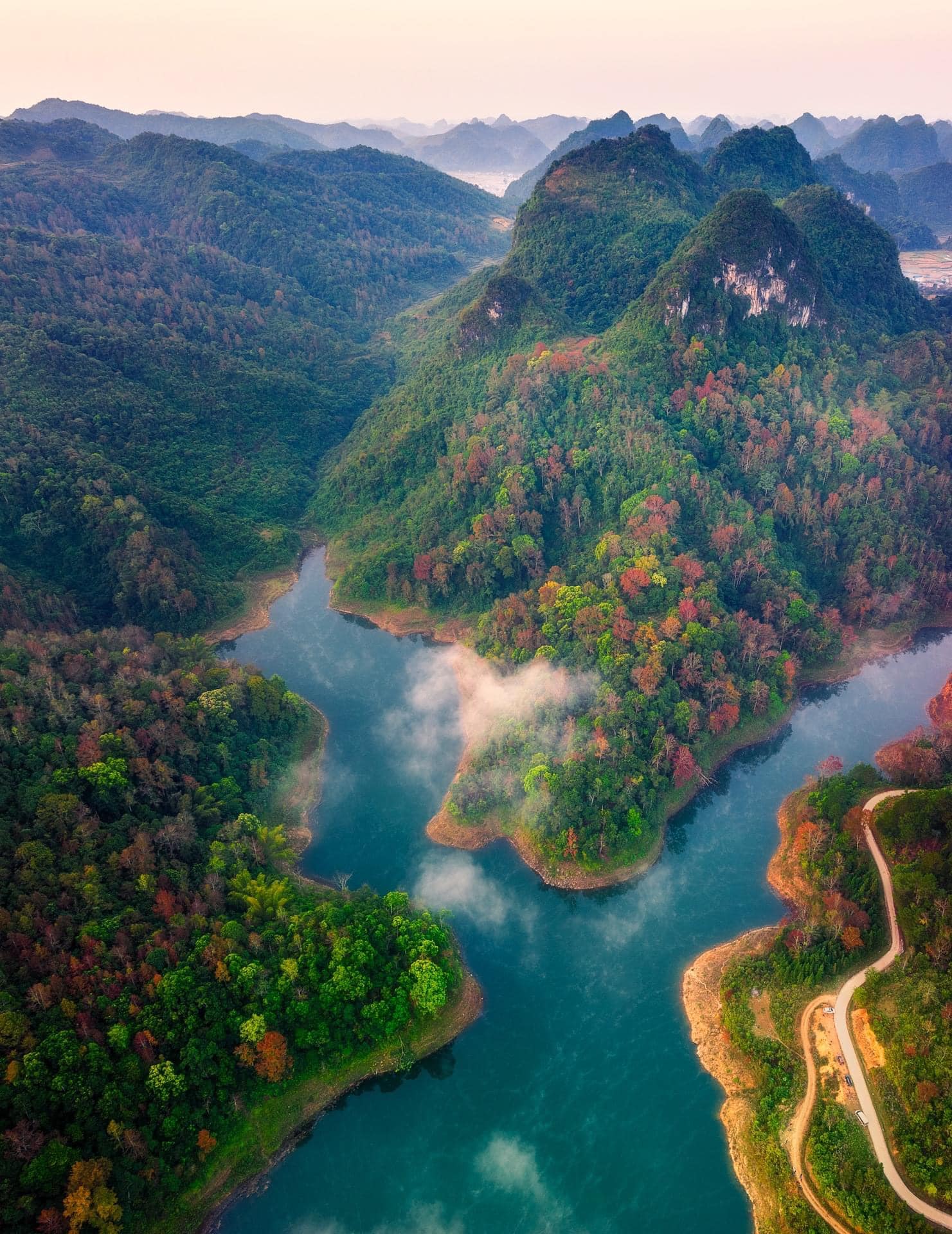 Hồ Bản Viết