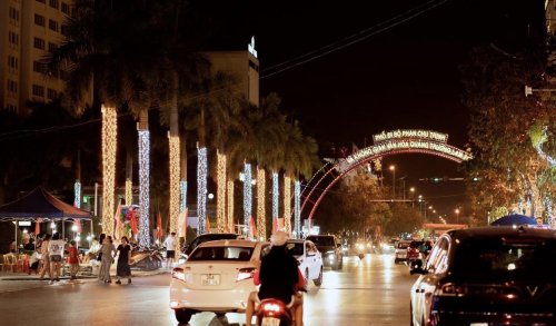 Thanh Hoa Walking Street