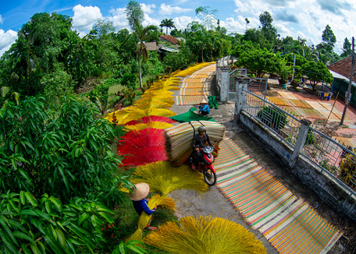 Chieu Dinh Yen Village