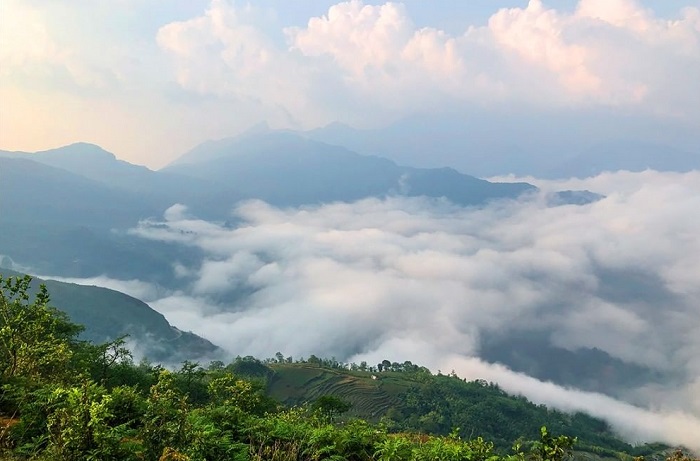 Bản Ngải Thầu Thượng