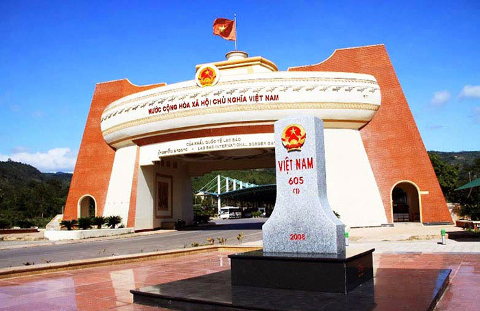 Lao Bao border gate