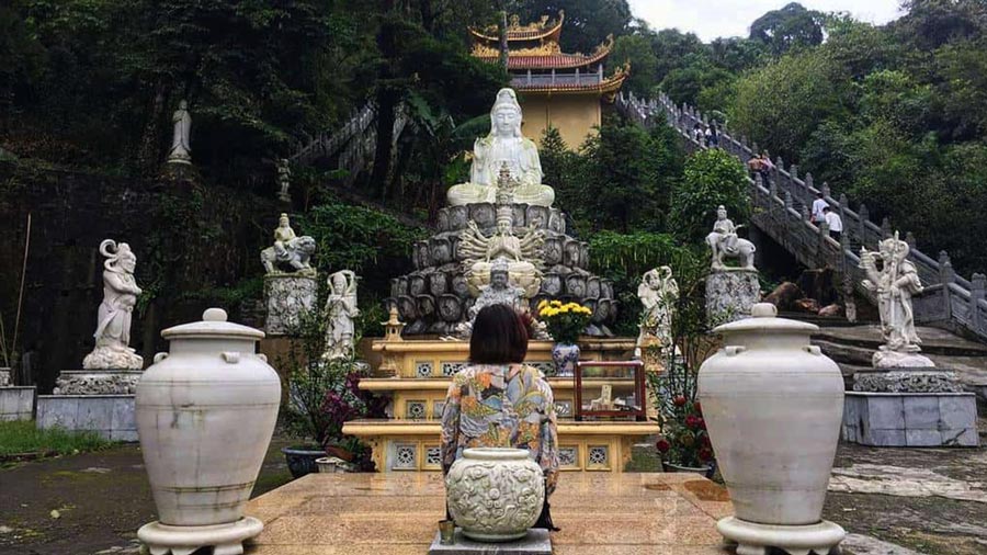 Đền Bà Chúa Thượng Ngàn