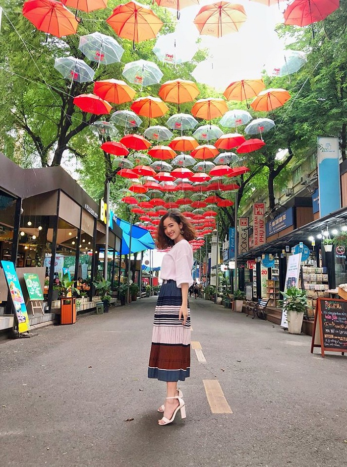 Book Street Nguyen Van Binh