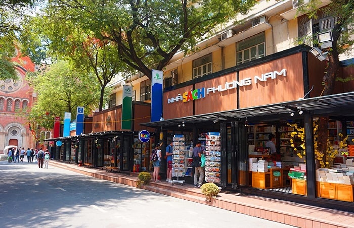 Book Street Nguyen Van Binh