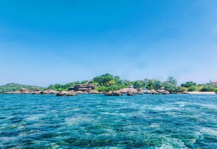 Toyboy is a small island that attracts many tourists to visit and check-in Phu Quoc