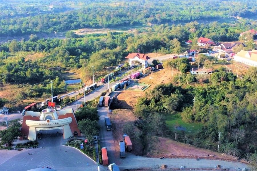 Lao Bao border gate