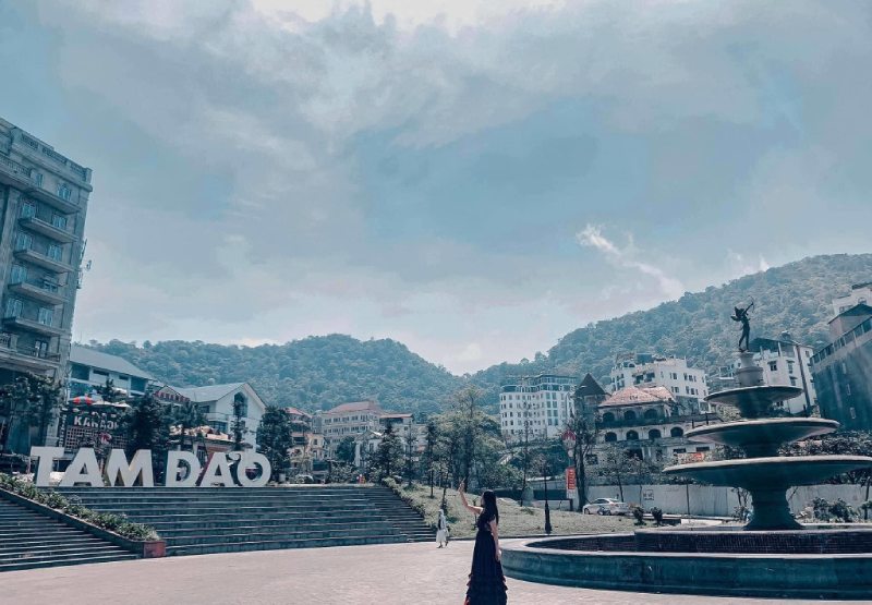 Quảng trường Tam Đảo