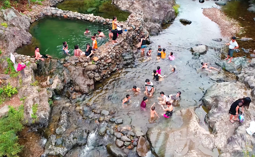 Klu Dakrong Hot Spring