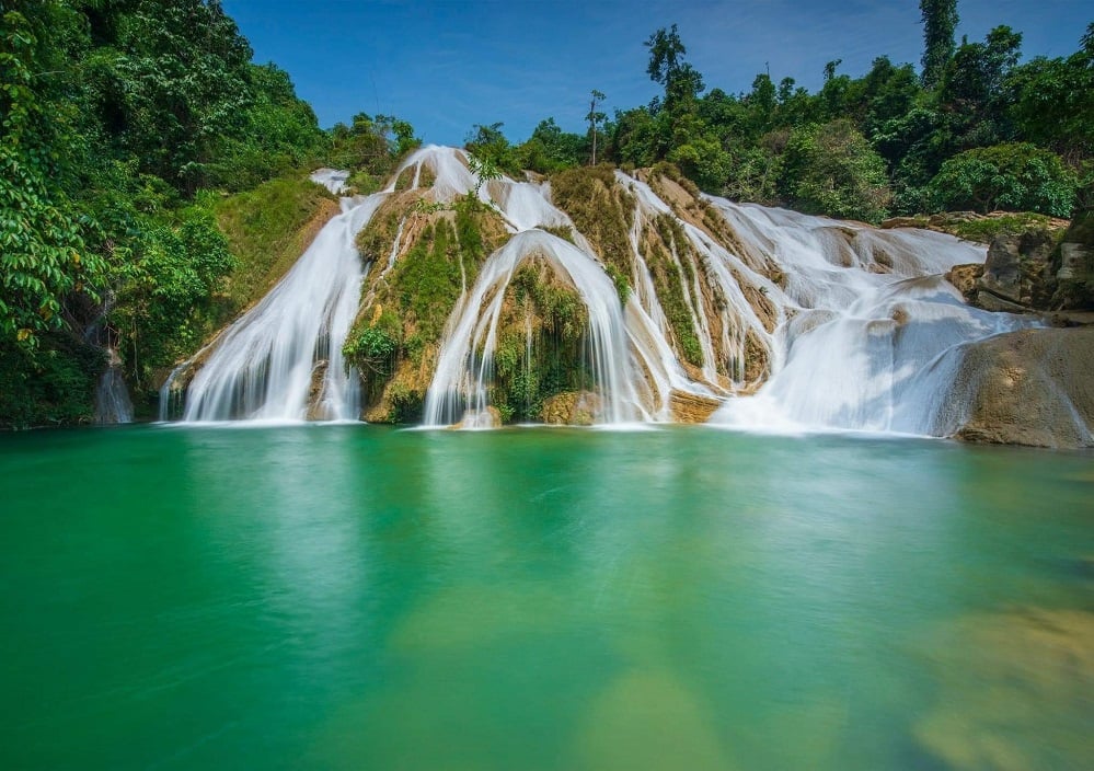 Thác Mơ Tuyên Quang