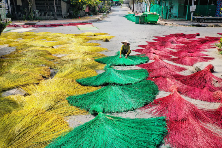 Làng chiếu Định Yên